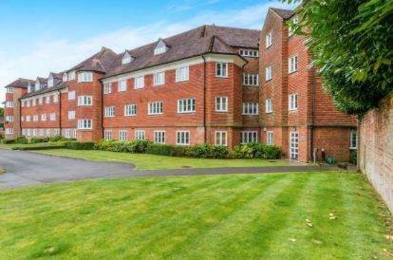 2 Bedroom Flat